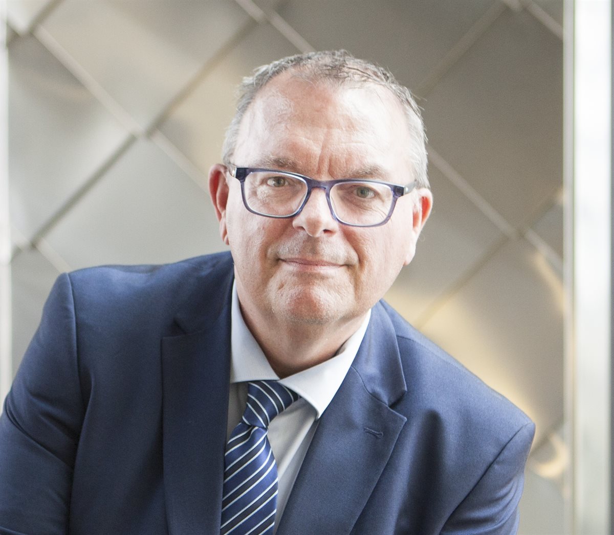 Ron Suanet, algemeen bestuur