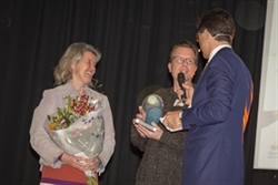 Uitreiking award aan winnaar IJDA